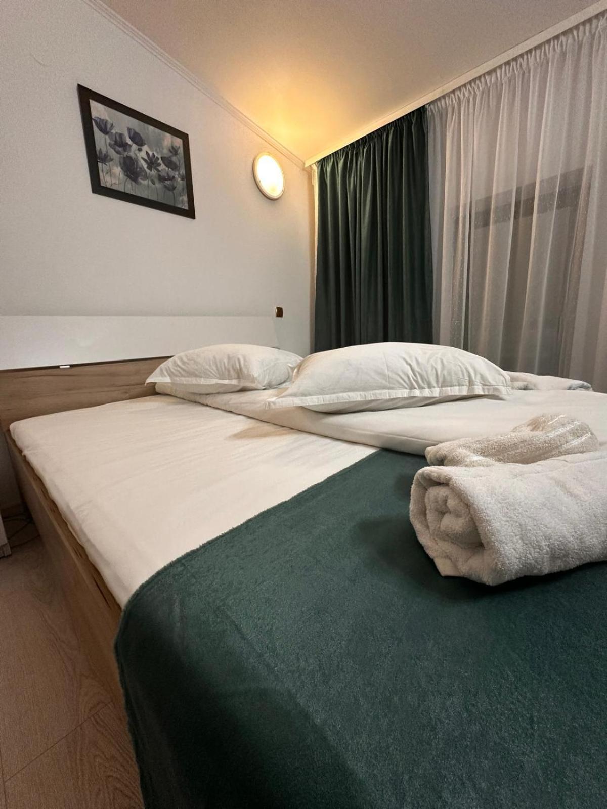 House 3* Craiova