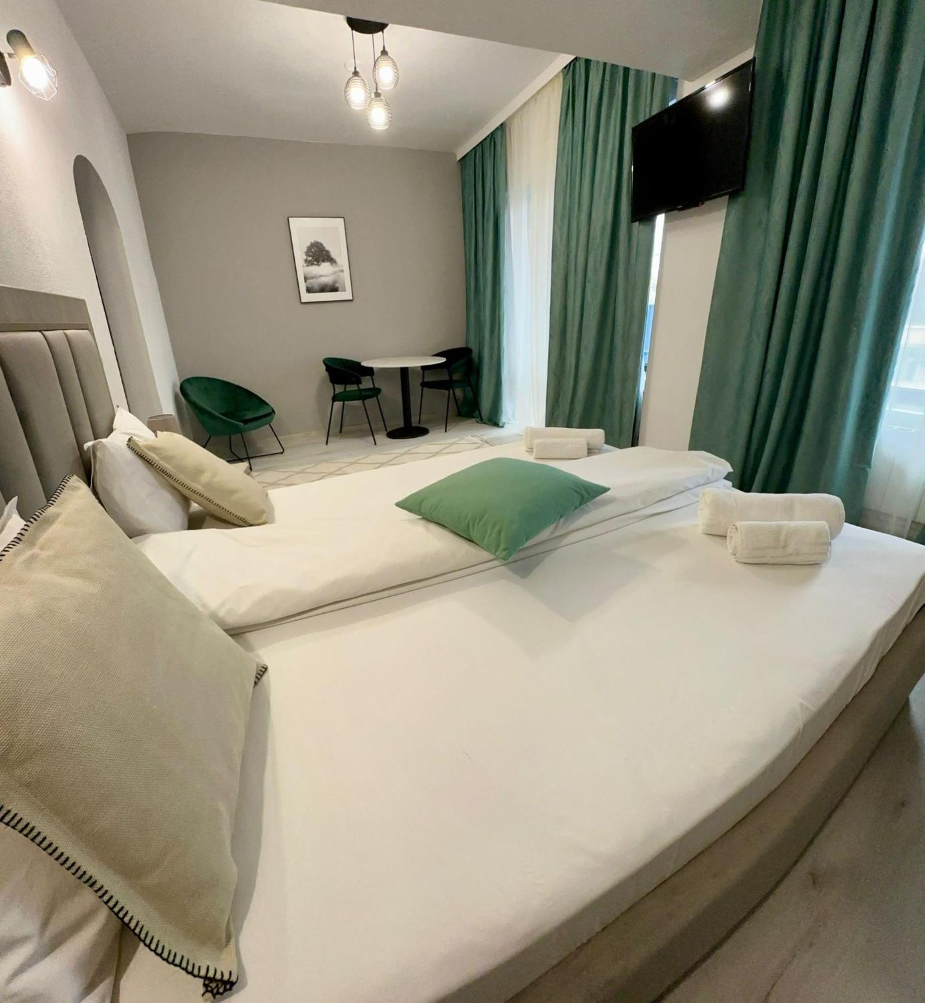 Hotel House