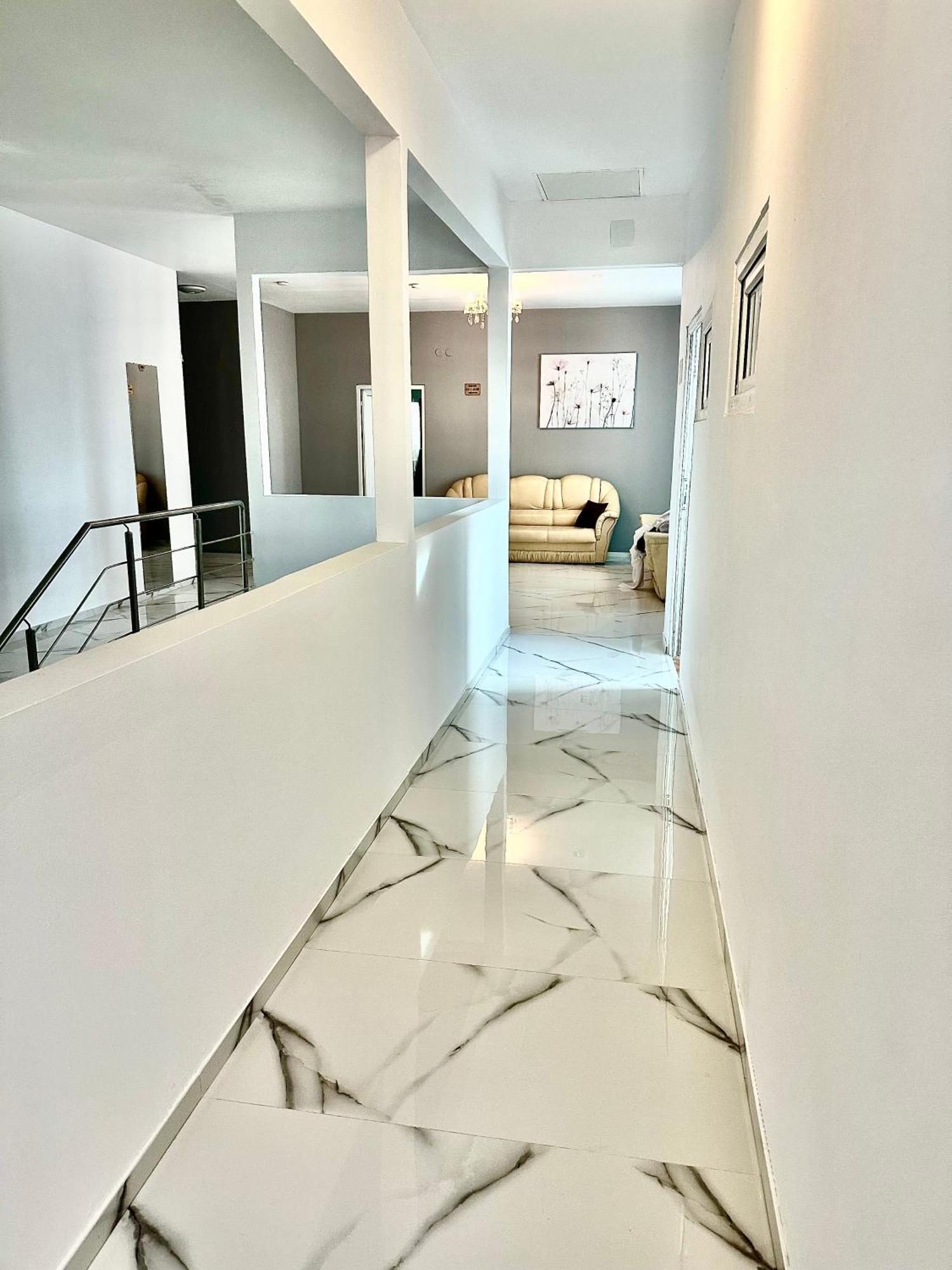 House Hotel 3*
