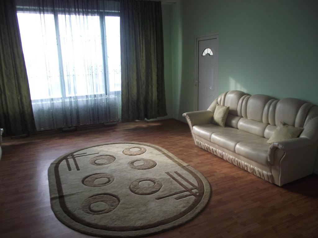 Hotel House