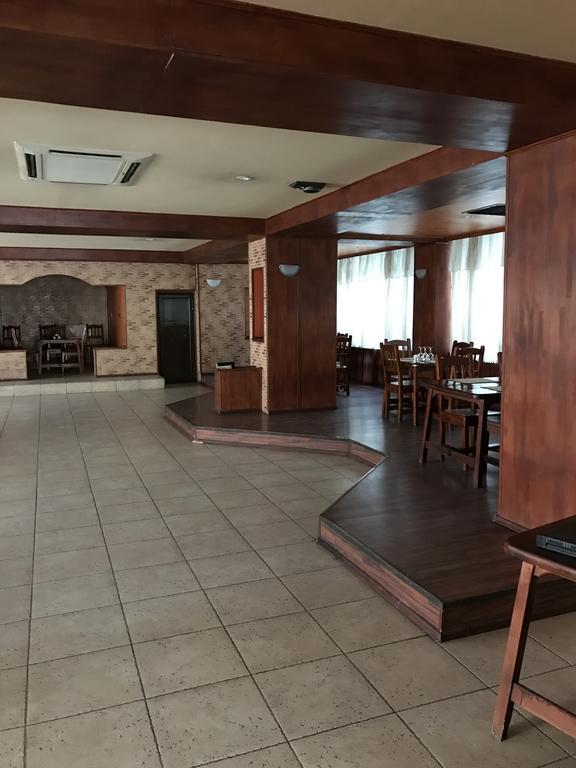 House Hotel
